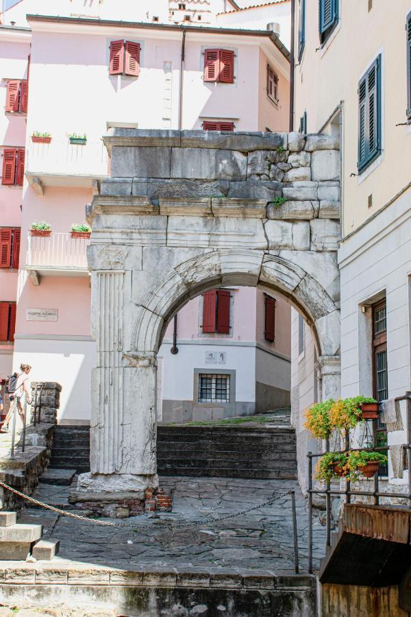 Hotel Capitelli Trieste Exterior photo